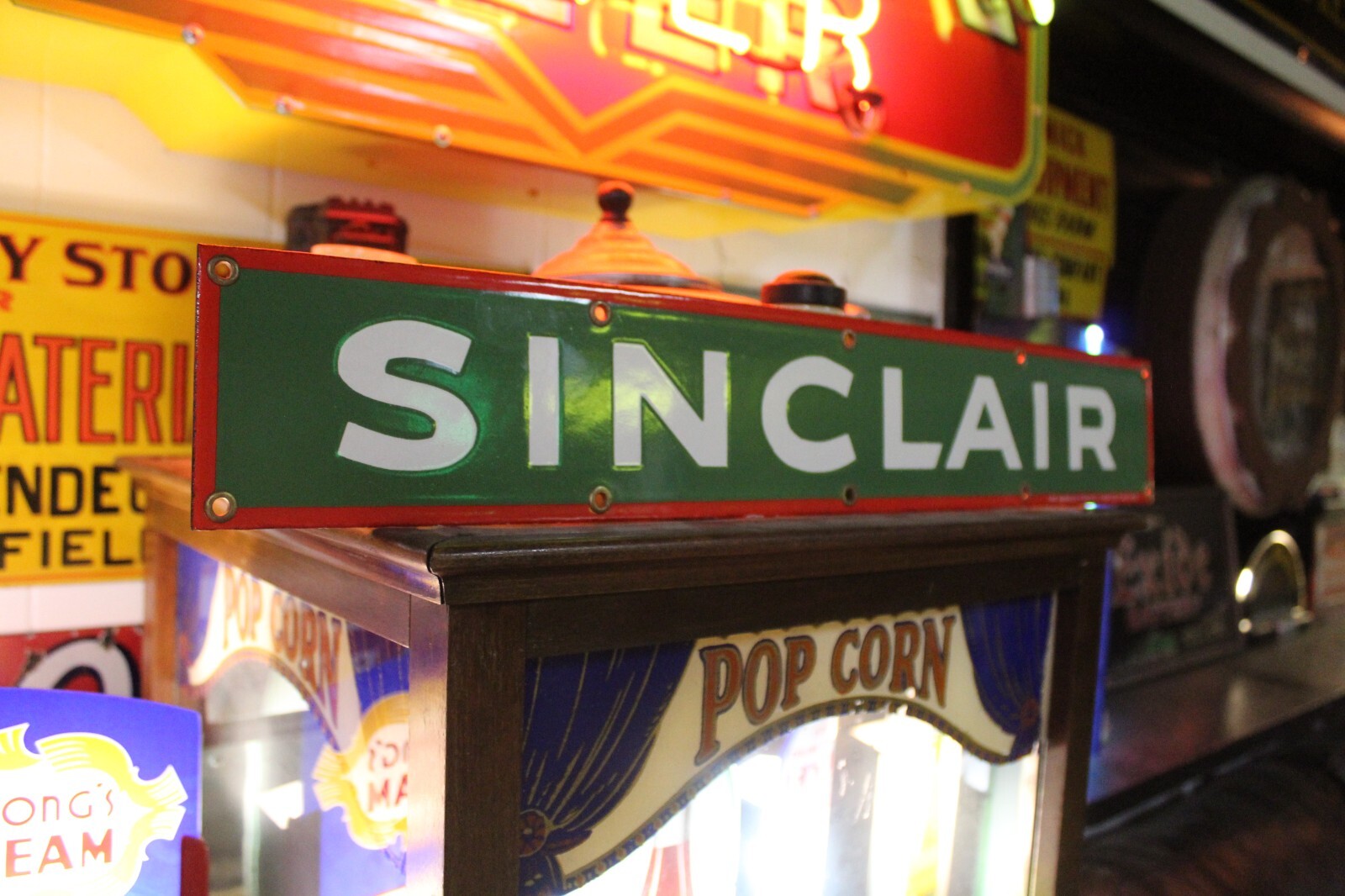 RARE SINCLAIR GAS SERVICE STATION DEALER PORCELAIN METAL STRIP SIGN OIL FORD GM