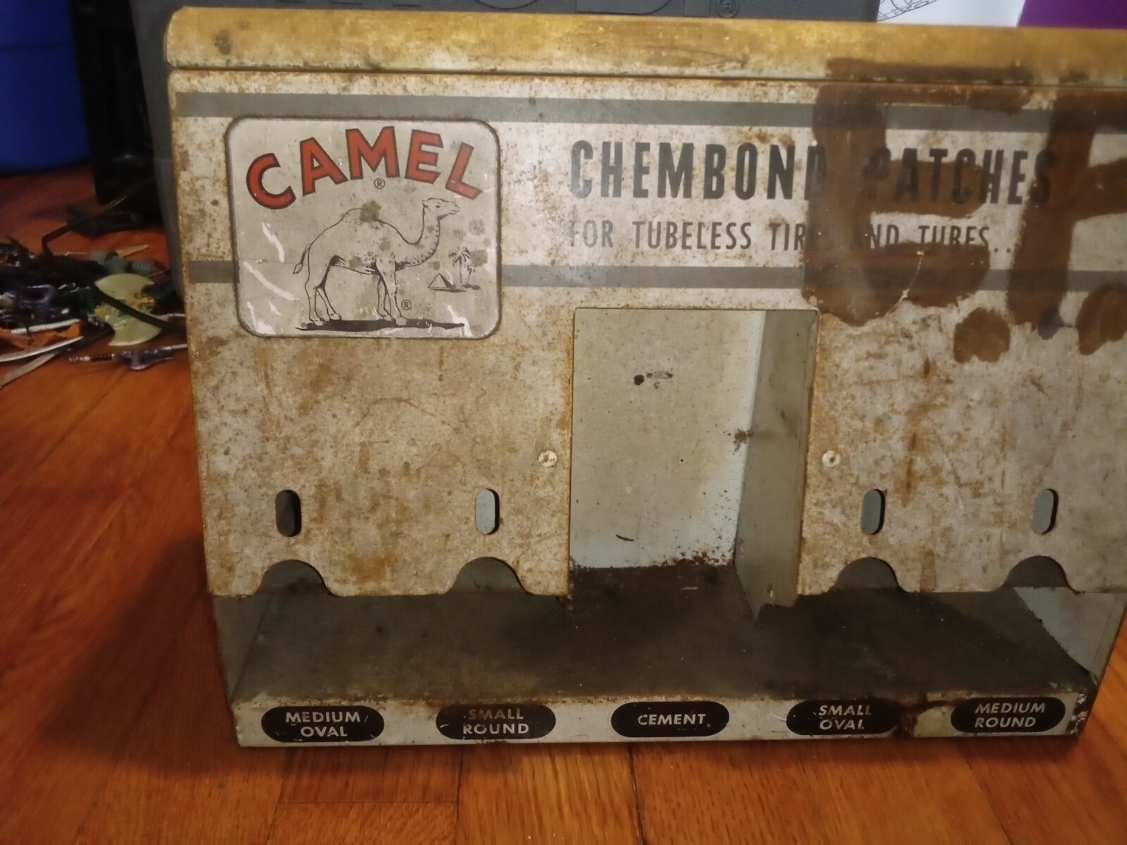 Rare Vintage 1940s50s Camel Chembond Patches Store Display Cabinet Gas And Oil