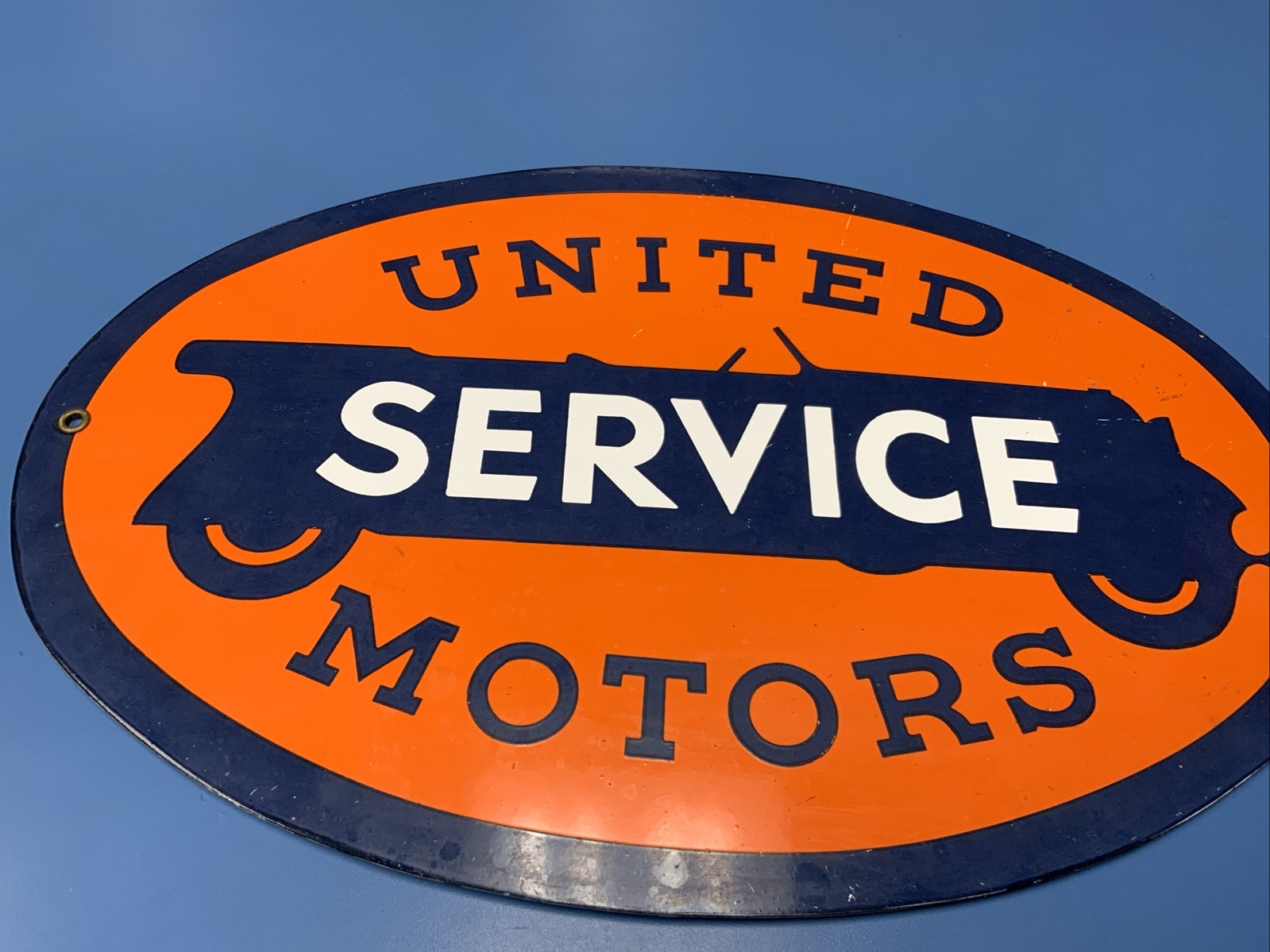 UNITED SERVICE MOTORS ENAMEL SIGN SIZE 16 1/2 X 11