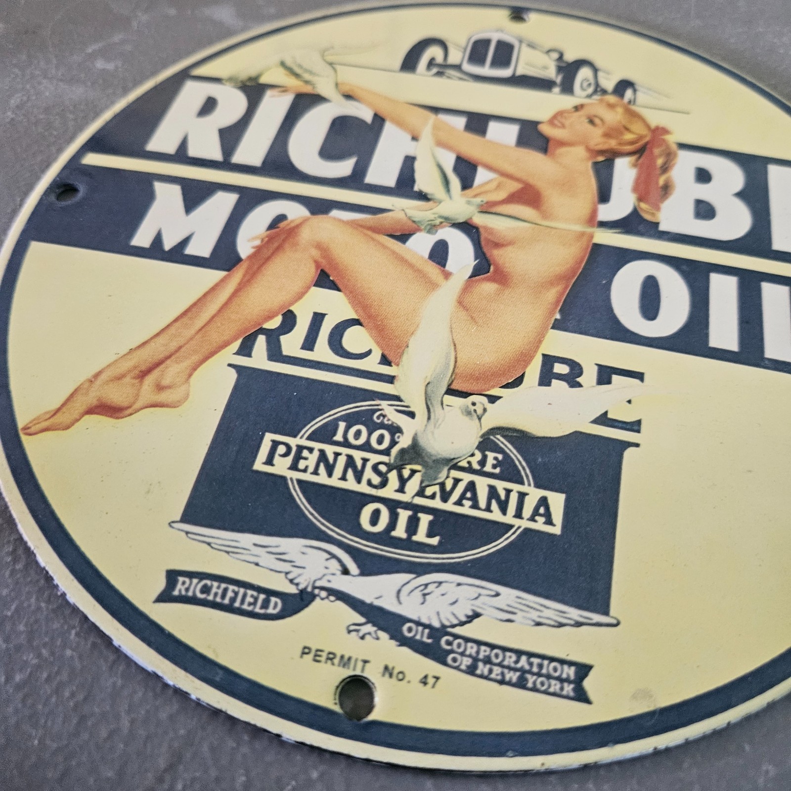 VINTAGE PORCELAIN RICHLUBE GAS & OIL STATION PUMP PLATE GARAGE MAN CAVE SIGN