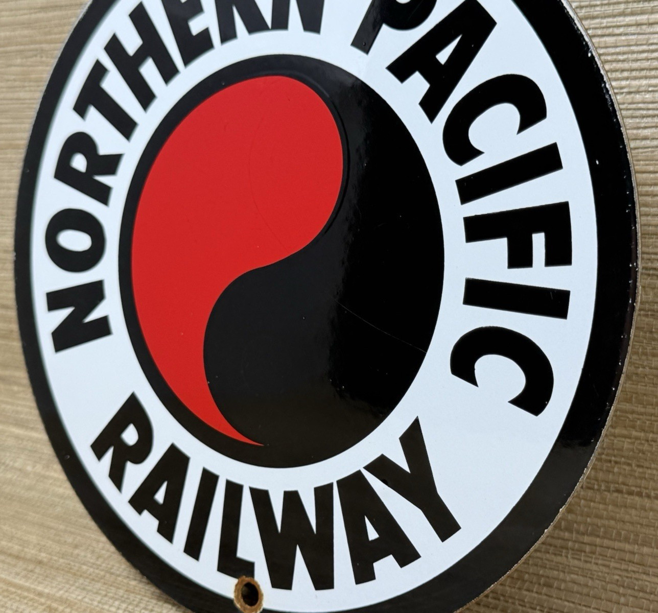 VINTAGE NORTHERN PACIFIC RAILWAY PORCELAIN SIGN GAS OIL TRAIN STATION BURLINGTON