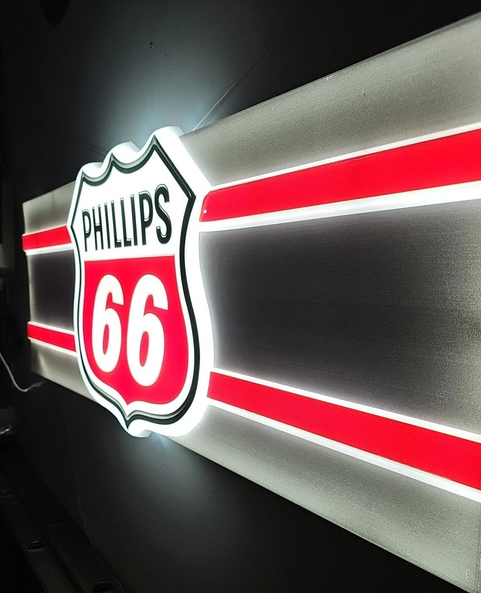 100% Authentic Phillips 66 L.E.D. sign RARE FIND!