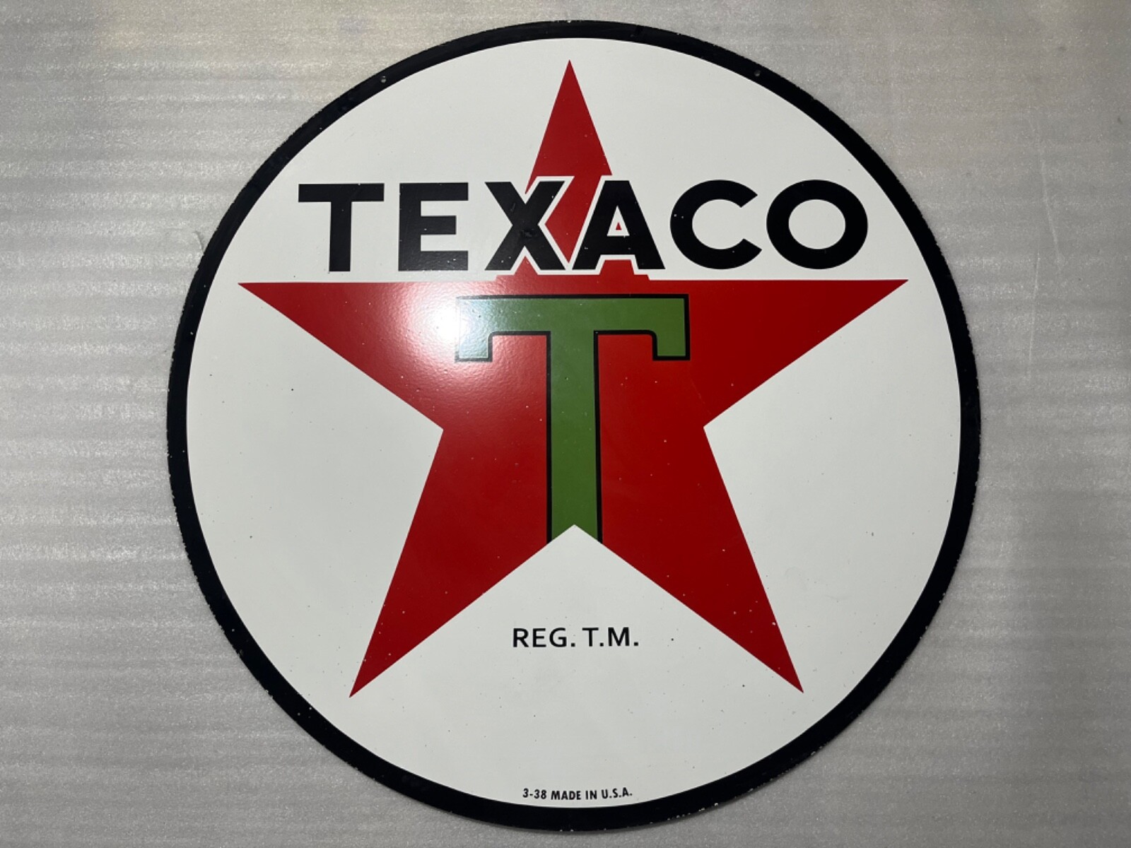 TEXACO GAS & OIL PORCELAIN ENAMEL SIGN 48″ DSP.
