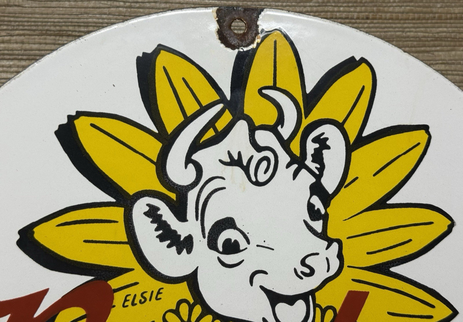 VINTAGE BORDENS ICE CREAM PORCELAIN SIGN DAIRY QUEEN COW FARM GAS PUMP