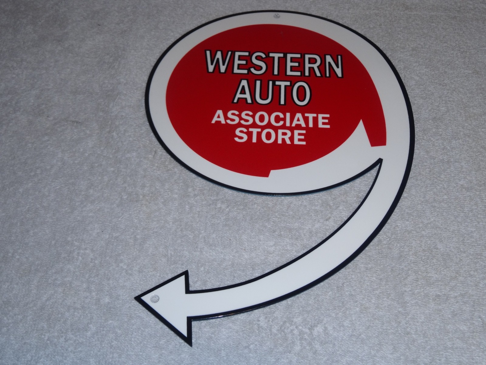 VINTAGE “WESTERN AUTO ASSOCIATE STORE” 12″ METAL CAR PARTS, GASOLINE & OIL SIGN!