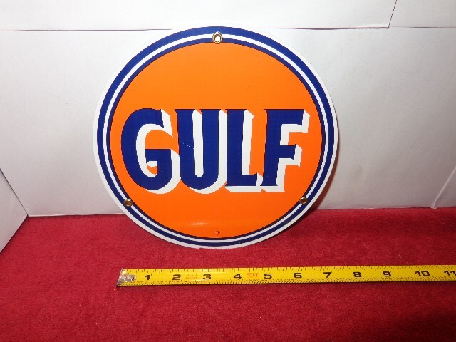 7 1/2 in GULF MOTOR OIL & GASOLINE ADVERTISING SIGN HEAVY DIE CUT METAL # S 137