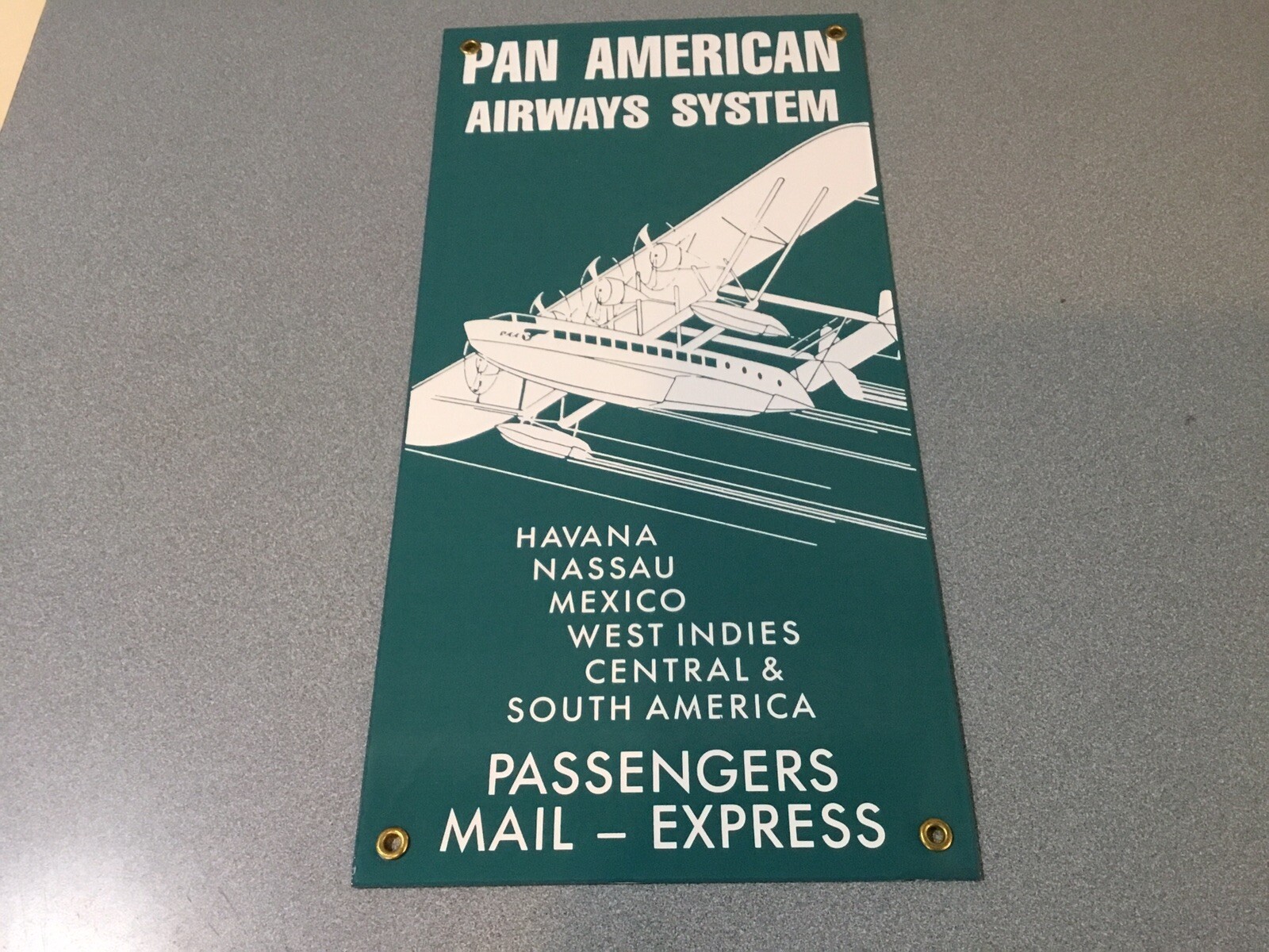 NOS PAN AM AIRLINES AIRPLANE PORCELAIN SIGN 15″x7.5″ REPLICA /CLIPPER (GREEN)