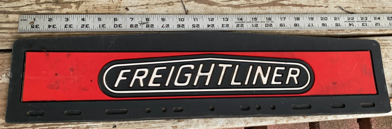 Rubber Ad Sign FREIGHTLINER Truck Mud Flap Part 24″