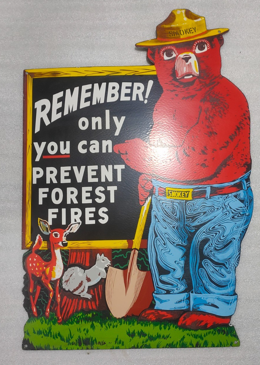 SMOKEY PREVENT FOREST FIRES PORCELAIN ENAMEL GAS & OIL SIGN 40X27.5″ SSP.