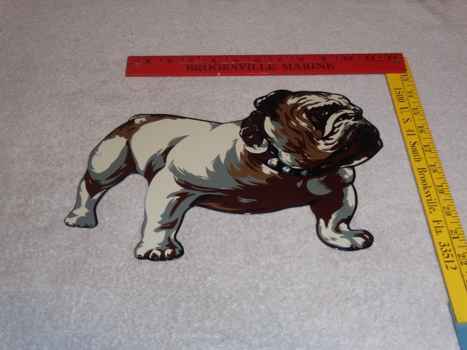 VINTAGE MACK TRUCKS W/ DIE-CUT BULLDOG 11″ METAL DOG TRUCK GASOLINE OIL SIGN GAS