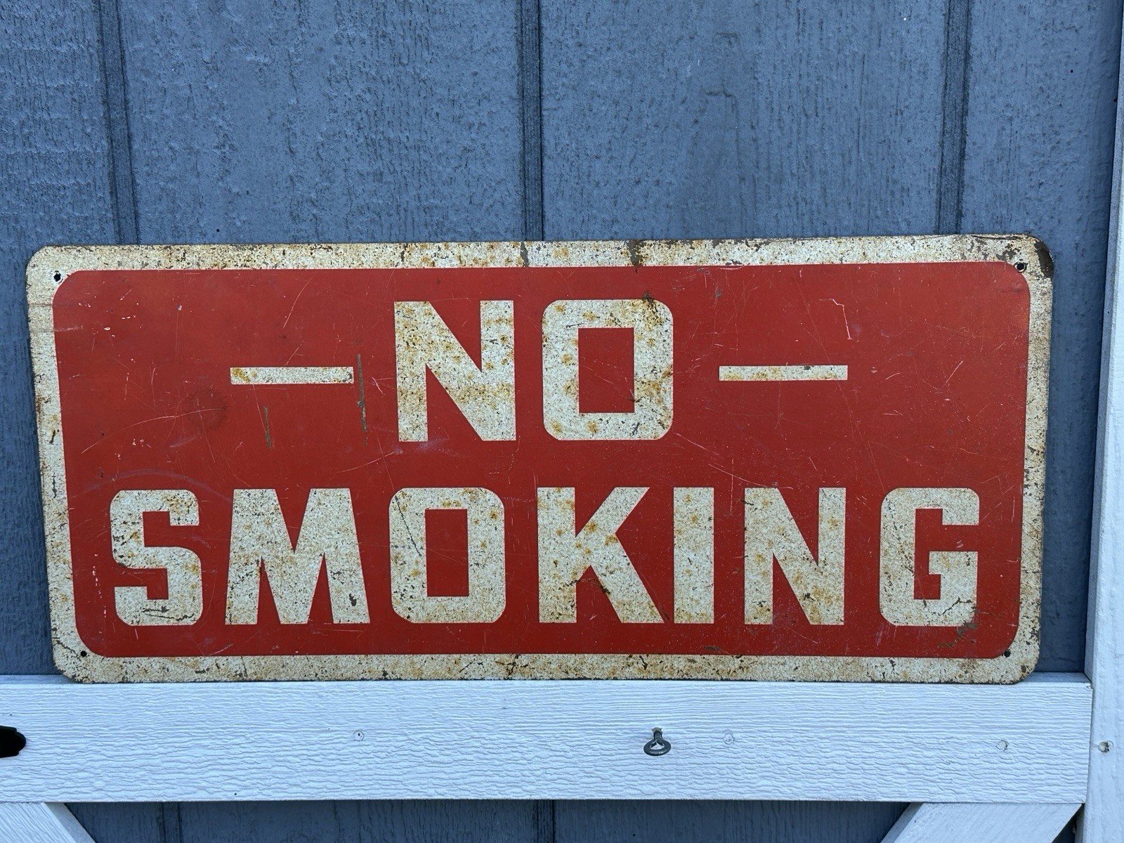 Distressed Rusty Vintage NO SMOKING Metal Sign Factory Warehouse Industrial