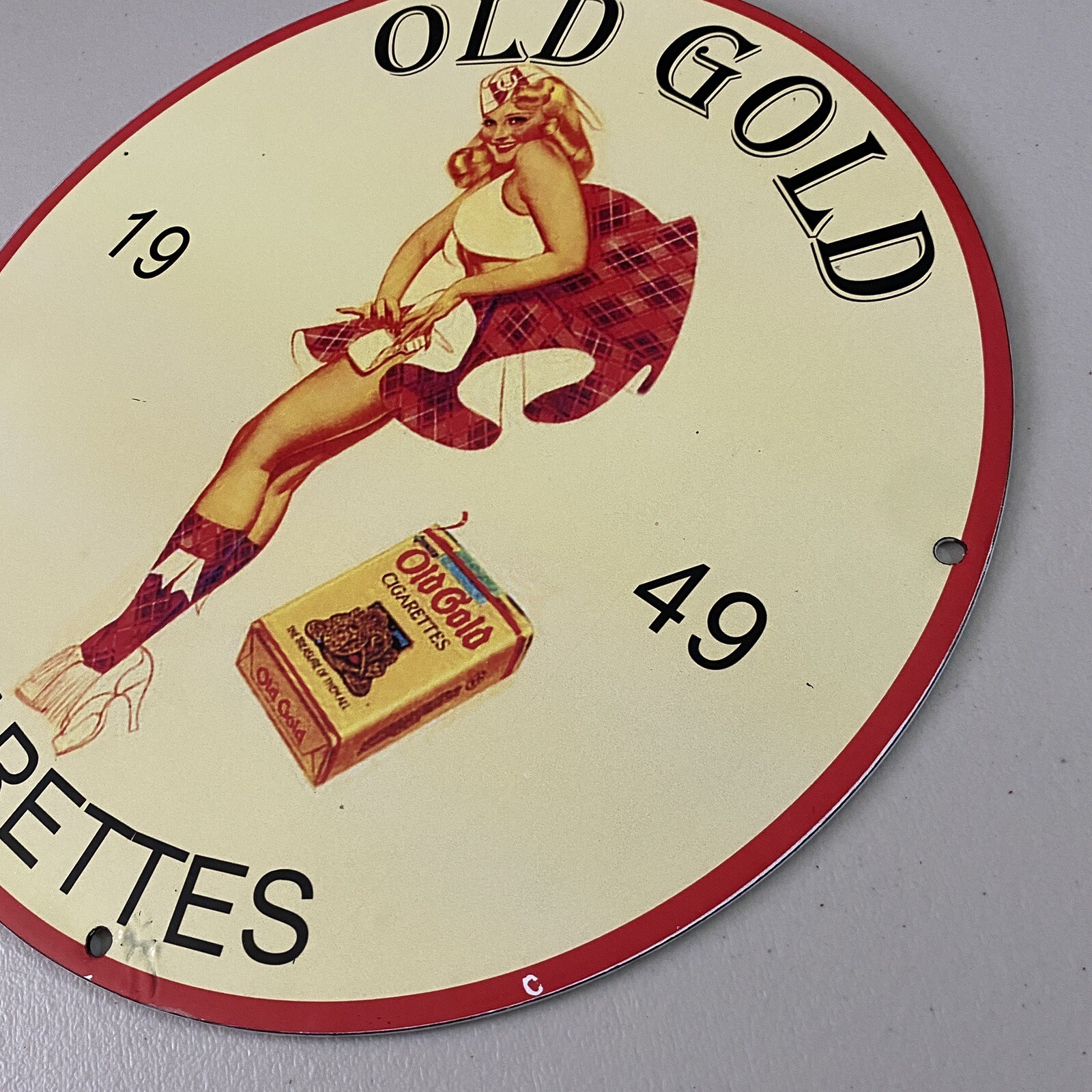 VINTAGE OLD GOLD CIGARETTE PORCELAIN GAS OIL SMOKE TOBACCO SHOP AD PUMP SIGN