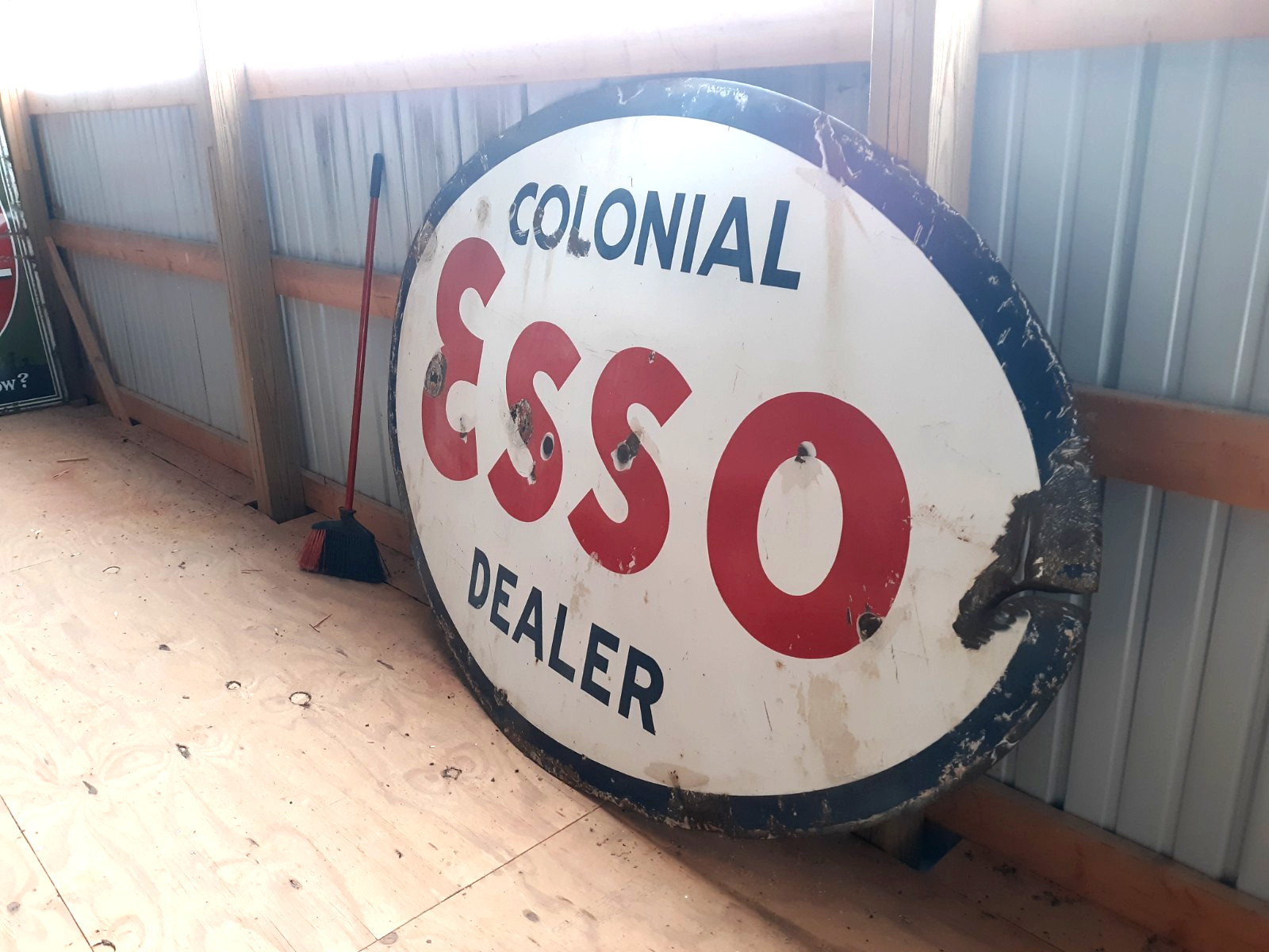 VINTAGE LARGE COLONIAL ESSO DEALER PORCELAIN GAS PUMP OIL SIGN 8′ x 5′