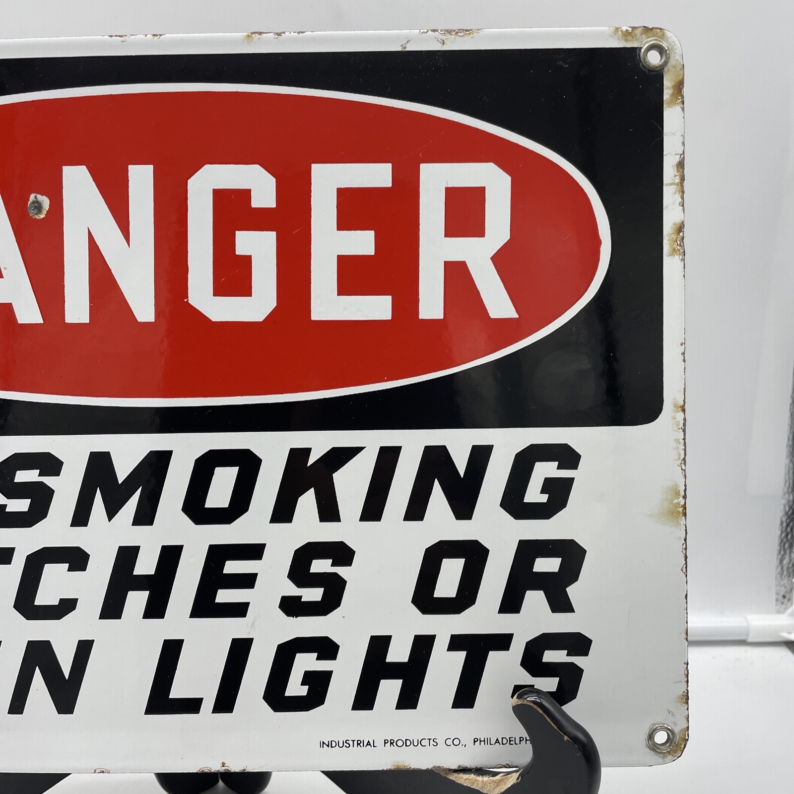 AUTHENTIC & ORIGINAL “DANGER” 14X10 INCH WARNING GAS & OIL PORCELAIN SIGN USA