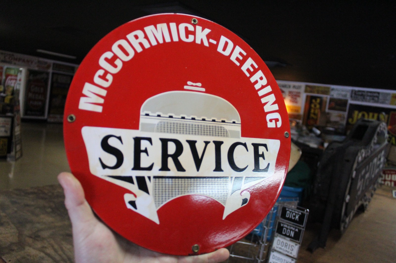 SCARCE 1930s MCCORMICK DEERING TRACTOR SERVICE PORCELAIN METAL SIGN GAS OIL FARM