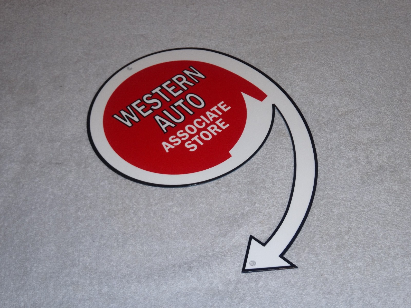 VINTAGE “WESTERN AUTO ASSOCIATE STORE” 12″ METAL CAR PARTS, GASOLINE & OIL SIGN!