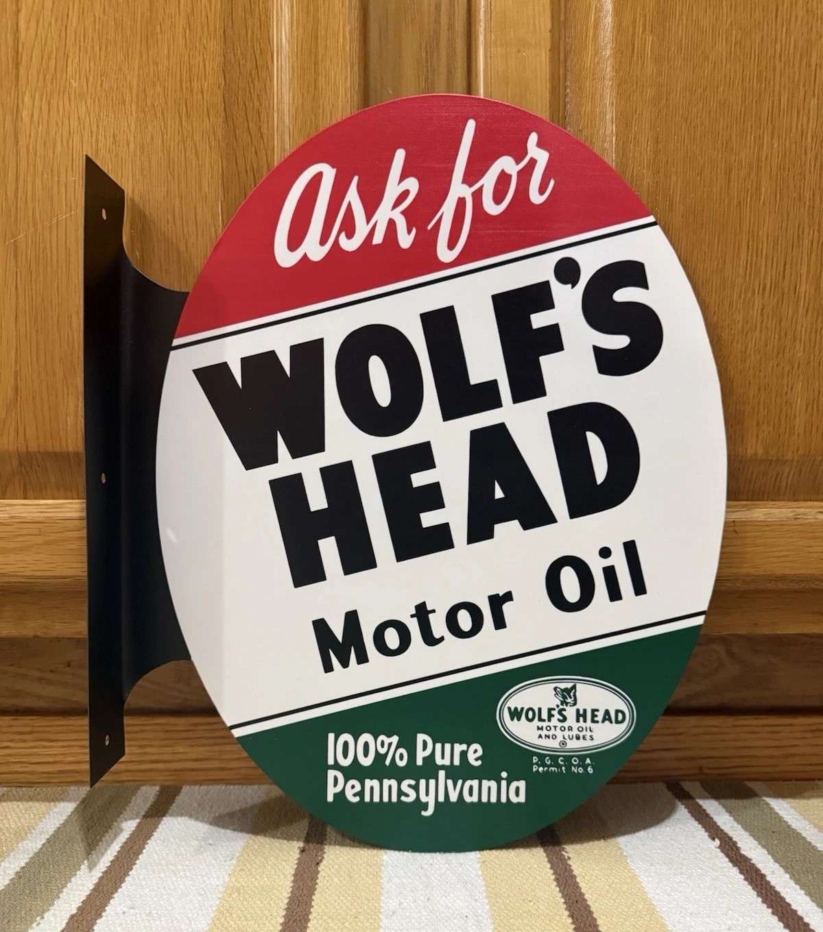 Wolf’s Head Motor Oil Flange Sign Gas Garage 2 Sided Vintage Style Wall Decor