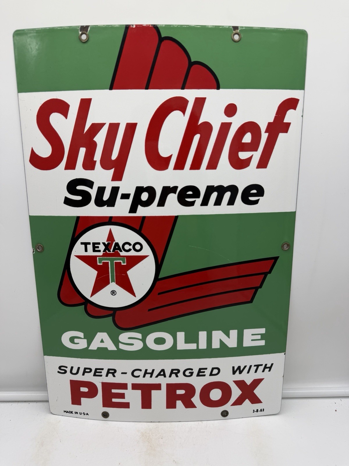 3-8-63 LARGE ORIGINAL & AUTHENTIC ”TEXACO SKY CHIEF” 18X12 INCH PORCELAIN