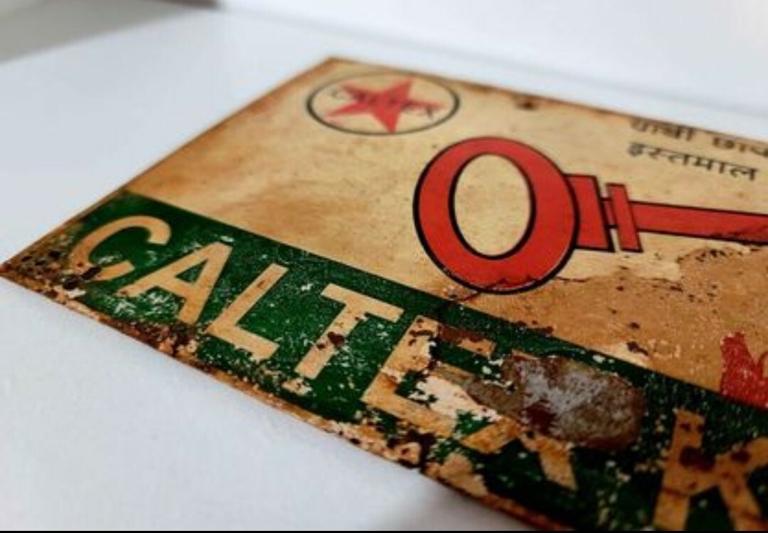 VINTAGE CALTEX SIGN 10″ X 4 1/2″ Texaco. Oil & Gas, Shell. Mobil Oil.