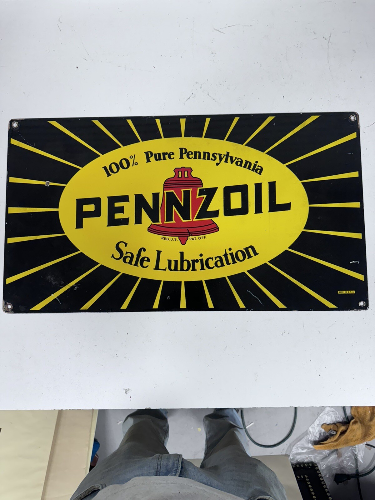 Vintage 50s-60s? PENNZOIL YELLOW SUNBURST PORCELAIN SIGN Gas Oil 27×15 BH