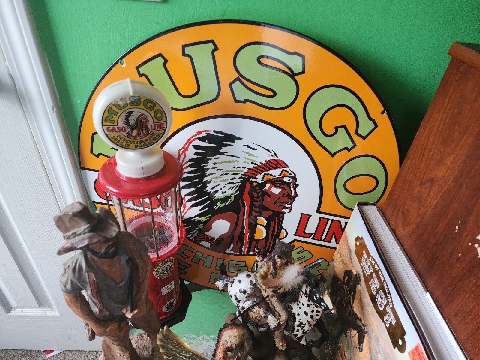 Musgo Gasoline Sign Extra Large an gaspump dispenser 