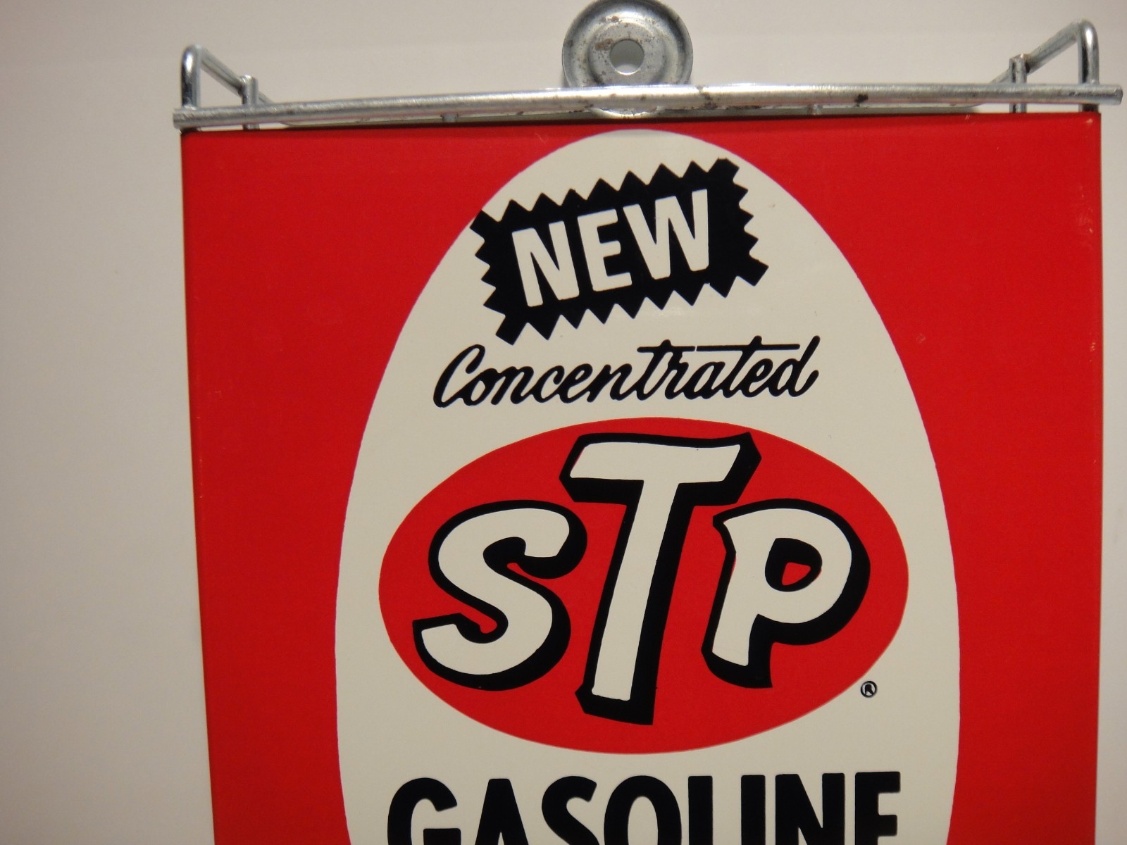 Vintage STP Gas Treatment Station Island Can Display Rack With Sign NOS Original