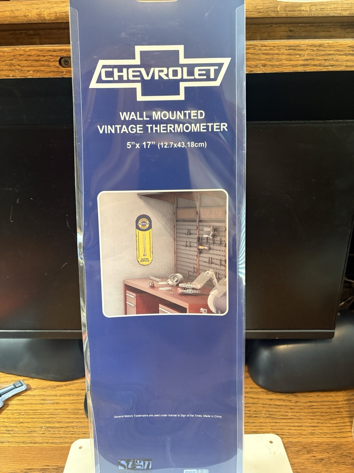GENUINE CHEVROLET PARTS 17”THERMOMETER+#1 CHEVROLET RED/WHITE/BLUE 8×9 SIGN NIP