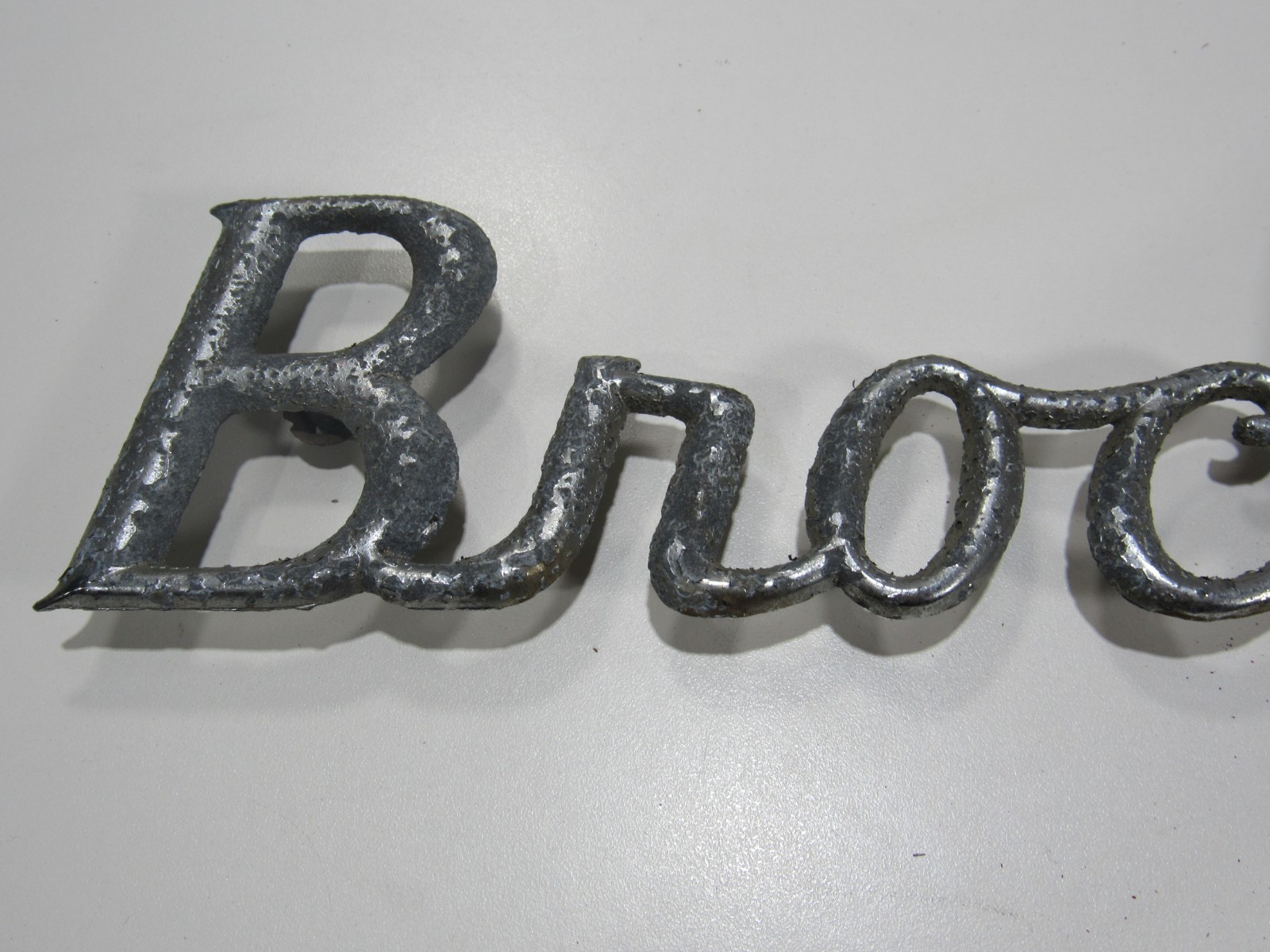 VTG 1959 BROCKWAY Heavy Duty Truck Emblem Name Badge Metal Badge Tag Fire Oil TX