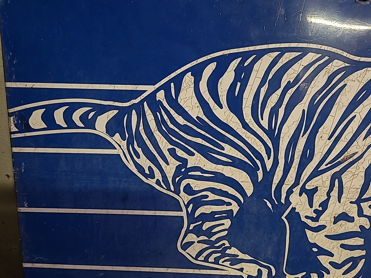 EXXON FUEL GAS PUMP ACCESS DOOR 24×36 TIGER SIGN OIL ADVERTISEMENT MOBIL ESSO