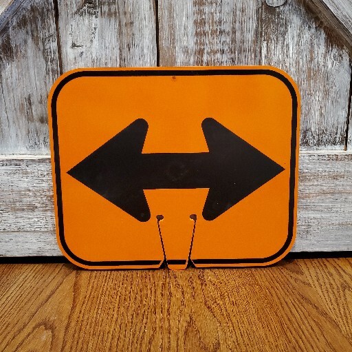 Safety Cone Sign Topper “Left & Right Arrow” 10.5″ X 12.75″