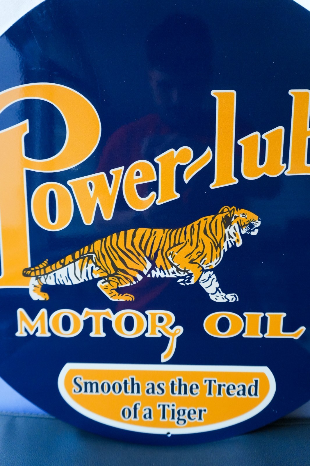 Power-Lube Motor Oil – Vintage Tiger Edition Metal Sign – 50 cm (19.7”)