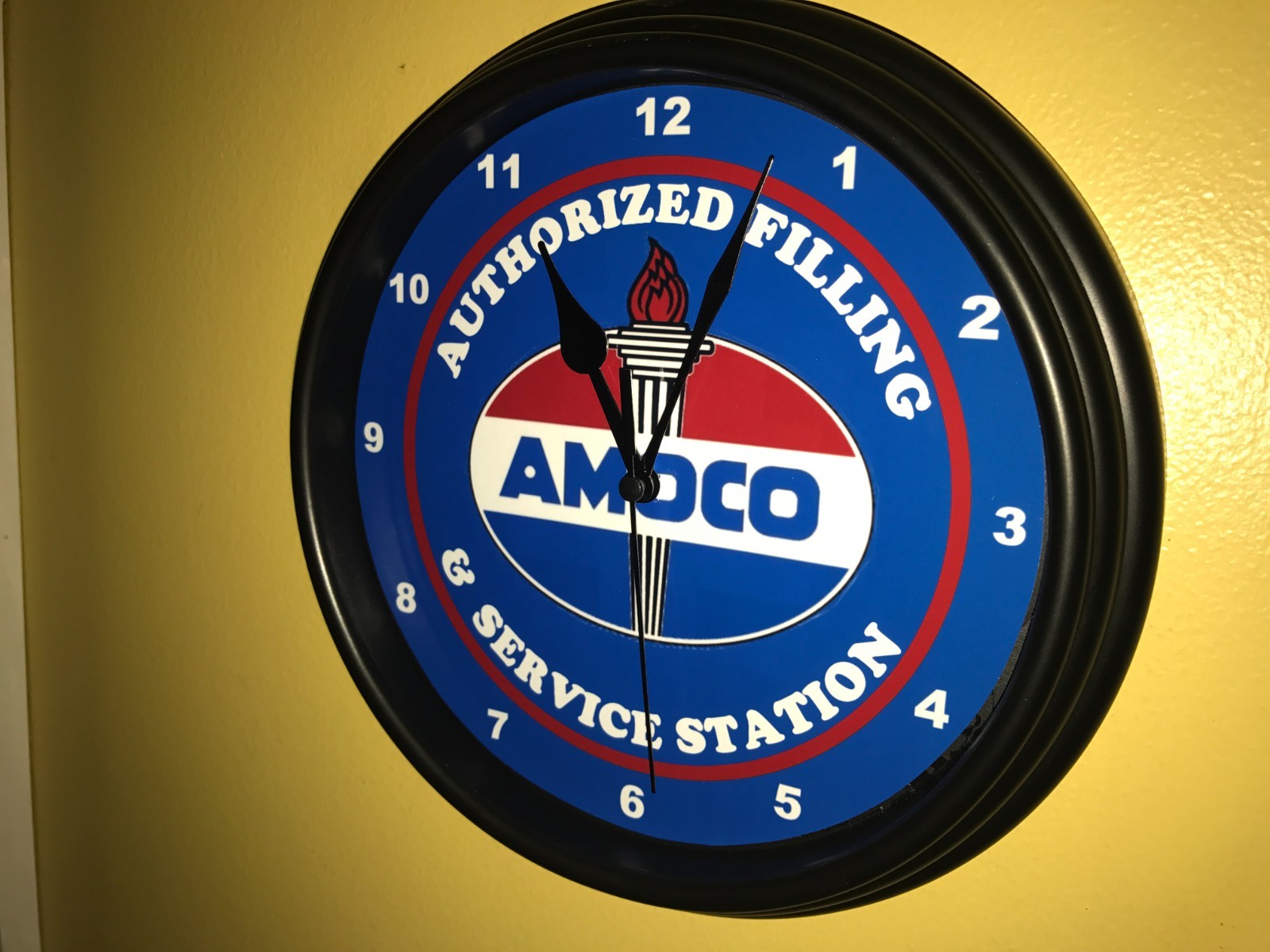 Amoco AuthFill Gas Service Station Oil Garage Man Cave Clock Advertising Sign