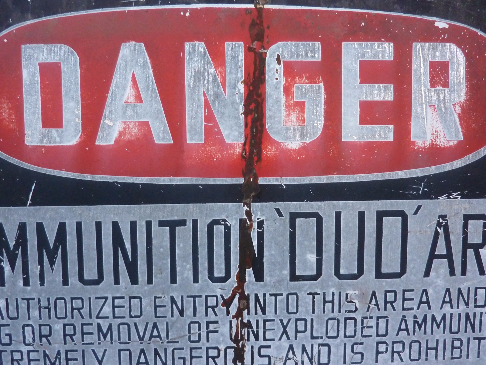 DANGER AMMUNITION ‘DUD’ Area Old Retired Sign metal military explosives safety