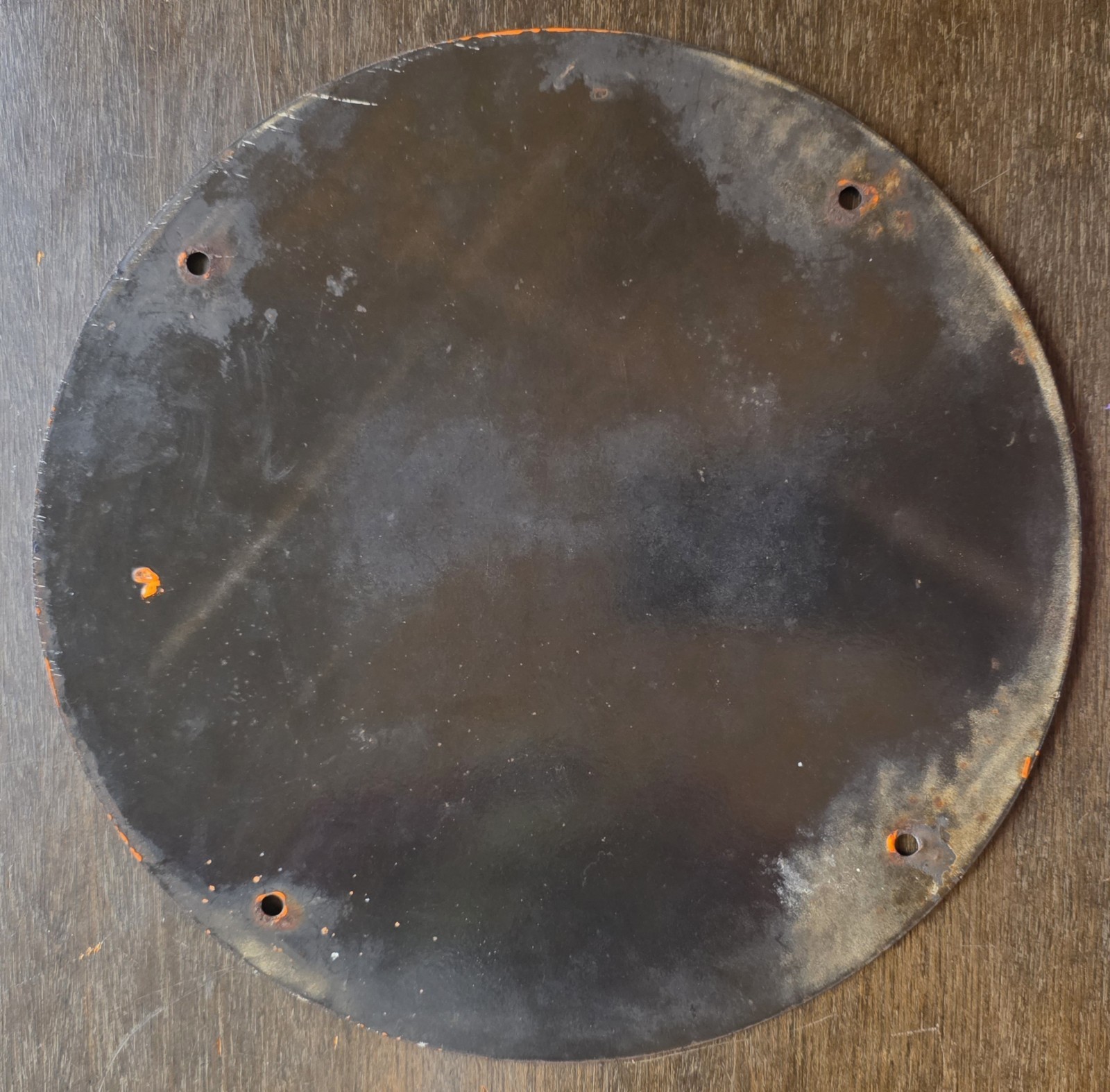 ORIGINAL & AUTHENTIC ” UNION 7600 GASOLINE” 11.5 INCH PORCELAIN PUMP PLATE