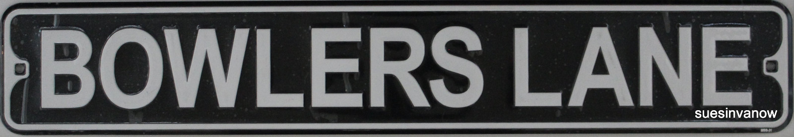 Metal Street Sign Embossed Bowlers Lane Garage Man/Woman Cave Bar Decor 3″x18″