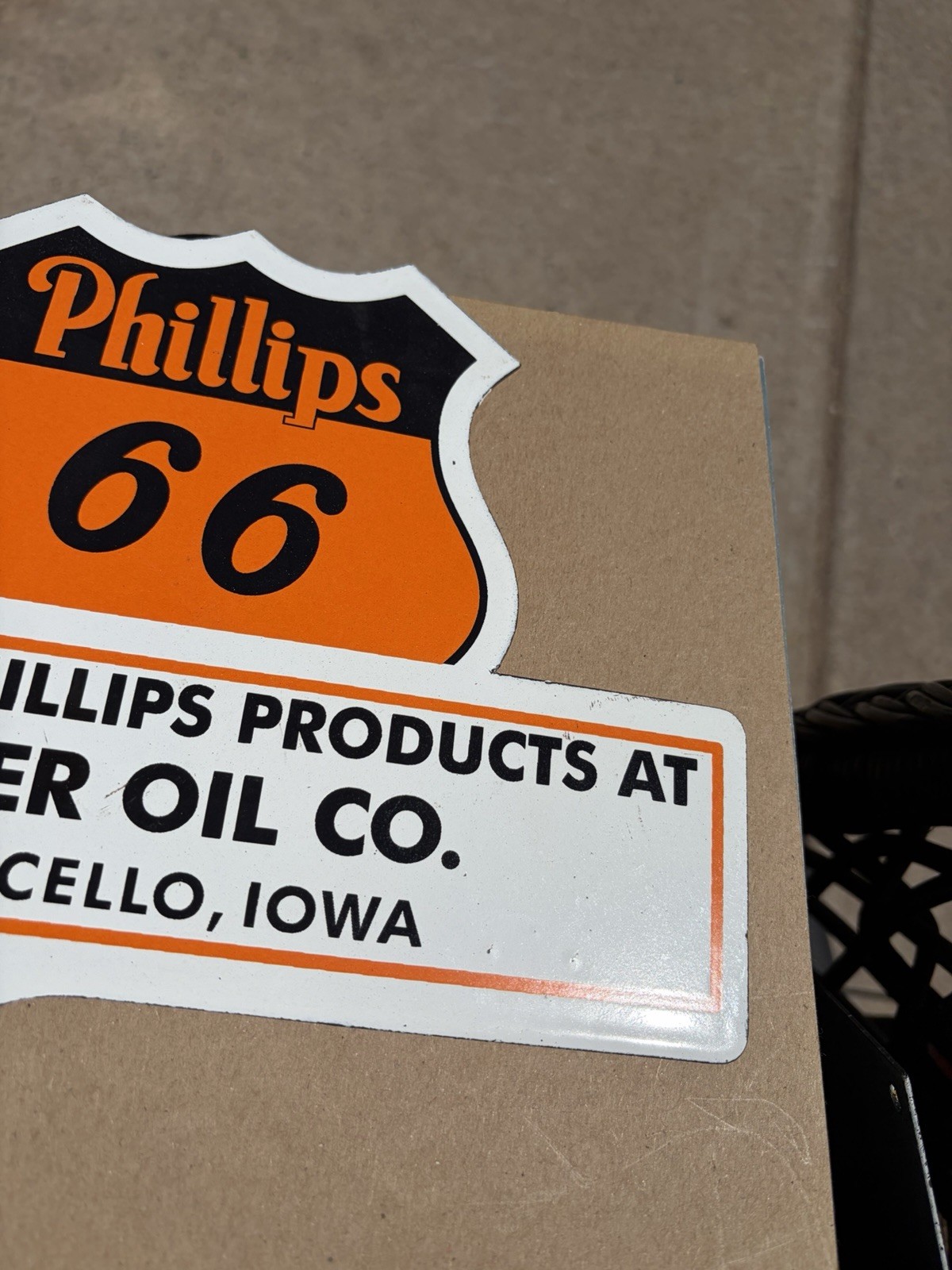 Big Phillips 66 Topper