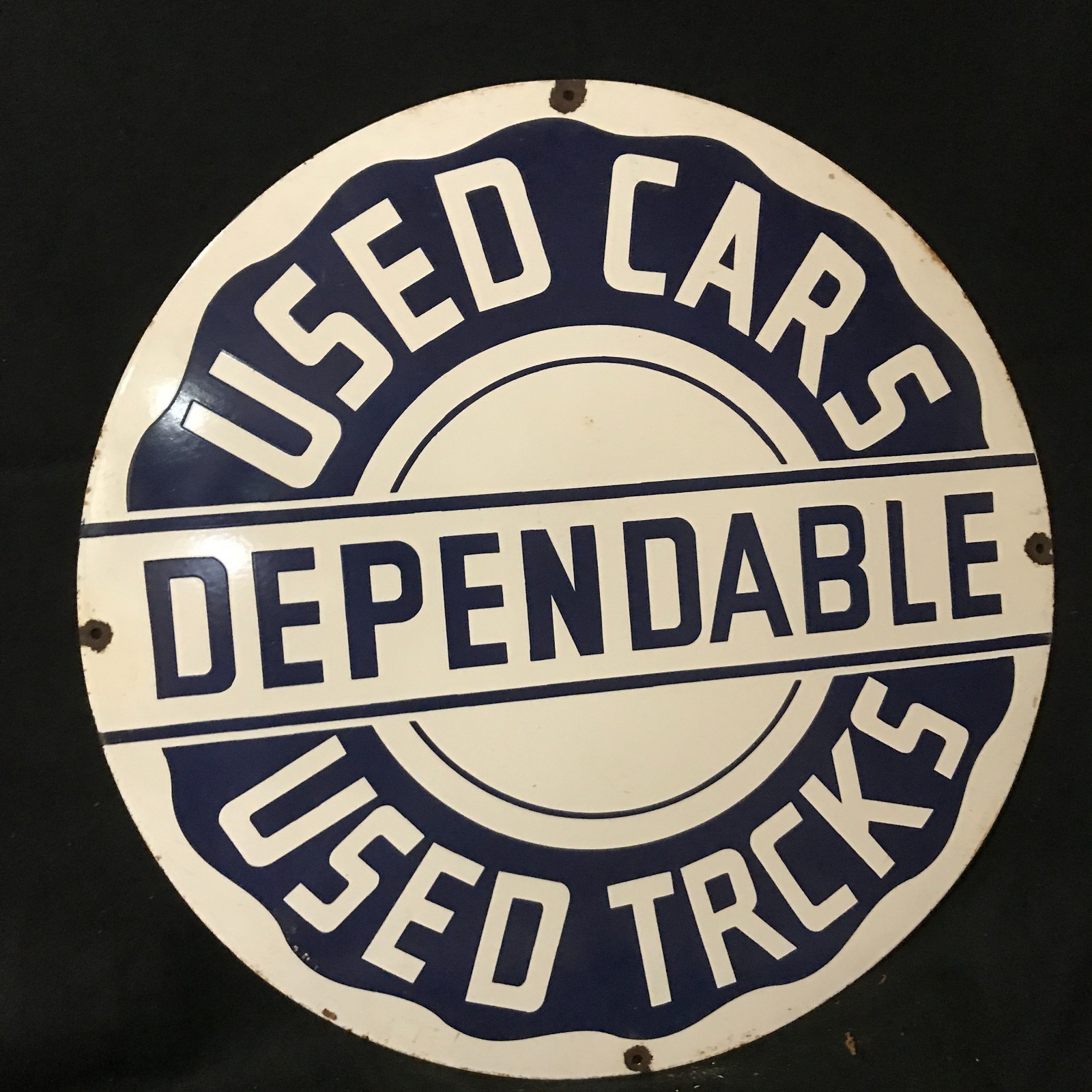 DEPENDABLE USED TRUCKS ADVERTISING PORCELAIN ENAMEL SIGN 30 IN ROUND SS