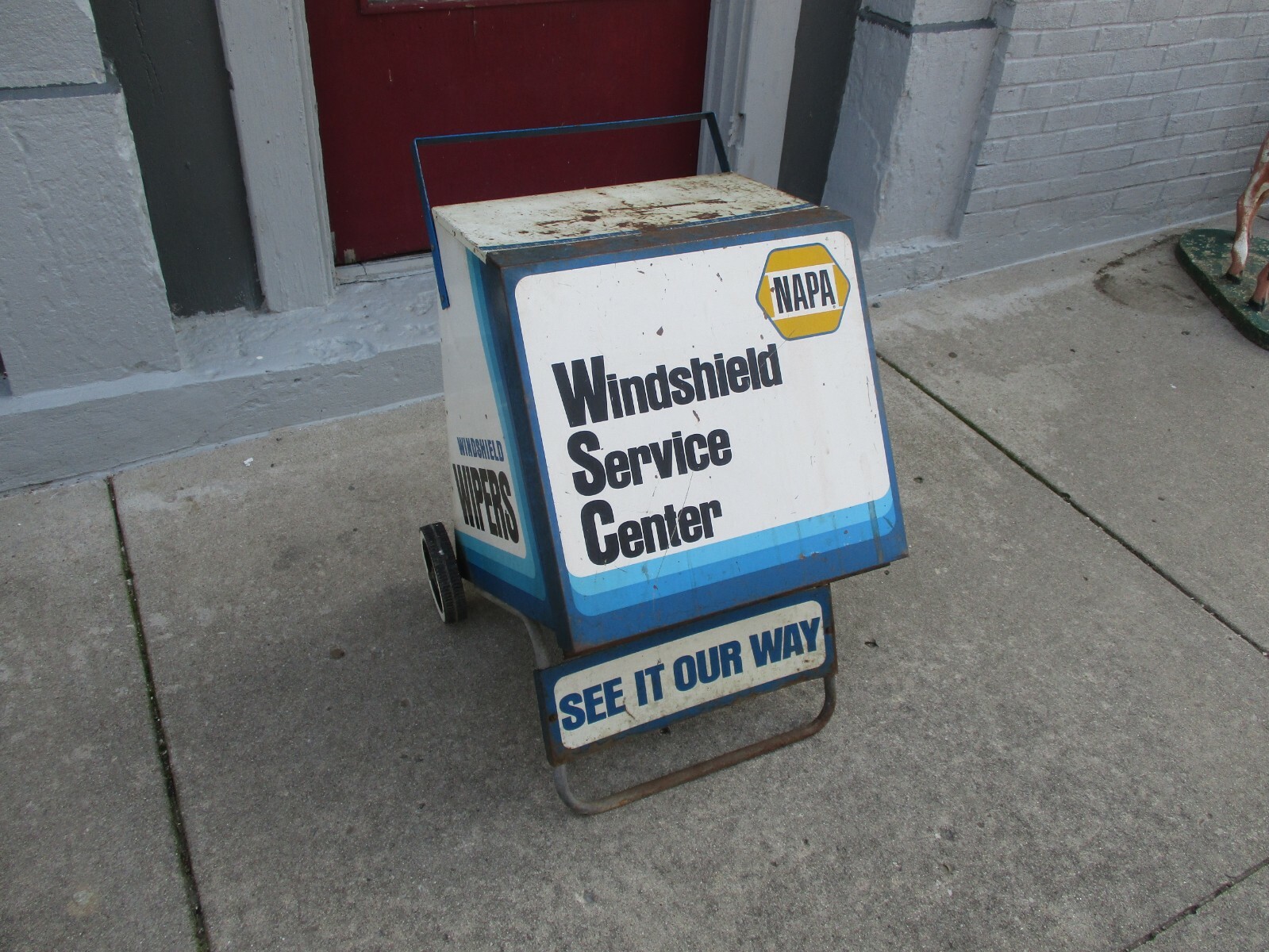 1970’s NAPA Wiper Blades Service Station Display Cabinet – Gas & Oil Vintage