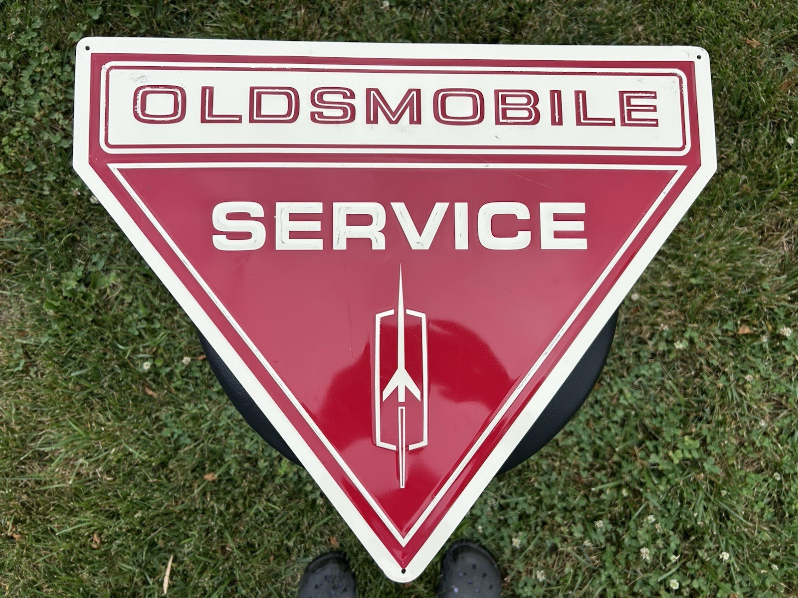 Oldsmobile Service Delta 88 Painted Aluminum Sign