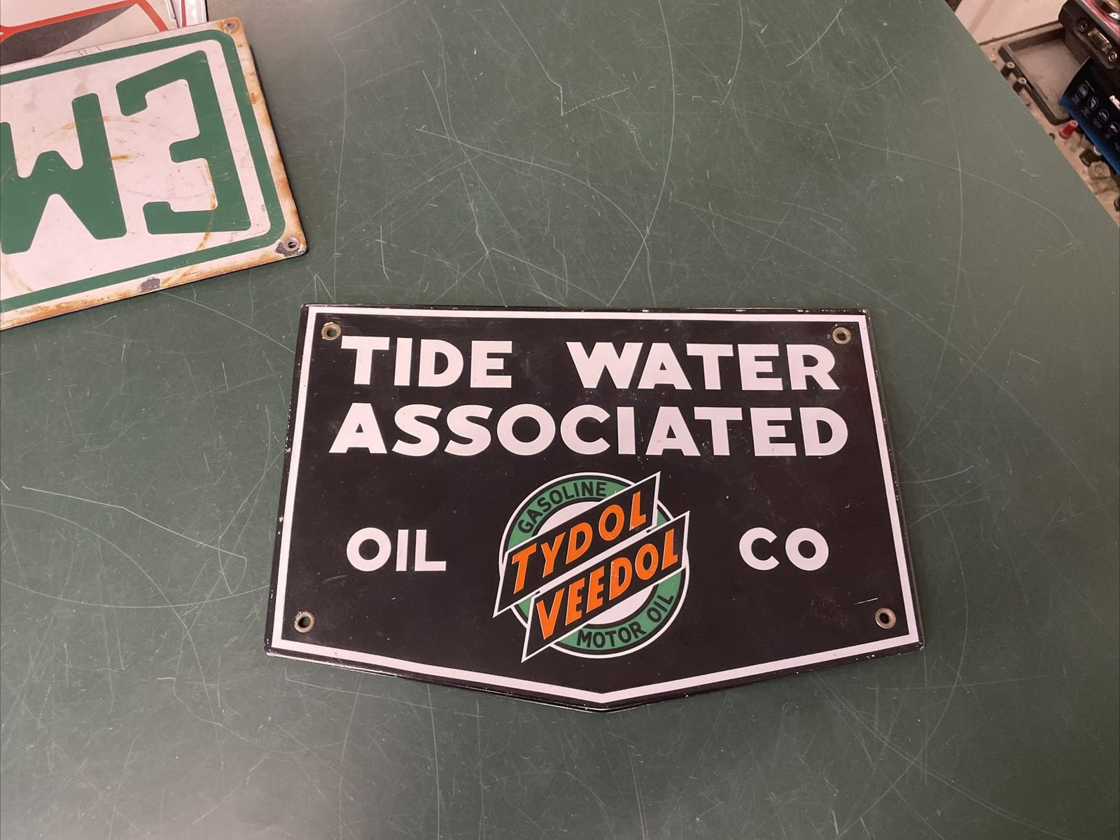 Vintage Porcelain Sign Tydol Veedol Oil Gas Tide Water Associated