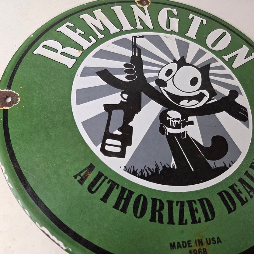 Vintage Remington Firearms Sign – Felix the Cat Dealer Gas Pump Porcelain Sign