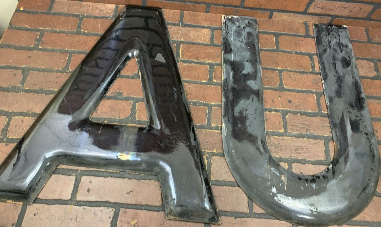 Vintage Porcelain Metal Sign Letters A U