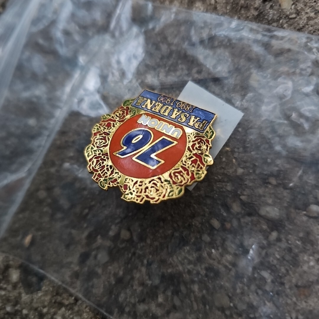 Union 76 Pasadena 100 Years 1890-1990 Rose PIN