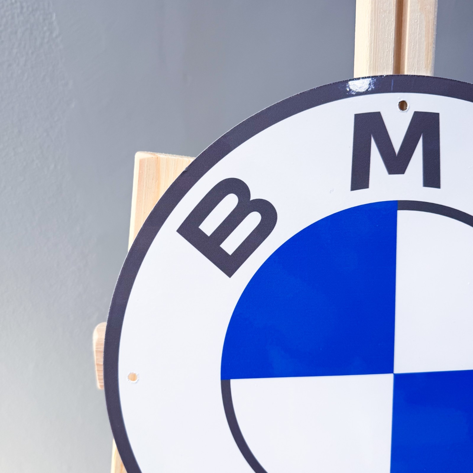 BMW White Round Logo Heavy Metal Sign 30 cm (11.8”) Clean Garage Wall Decor