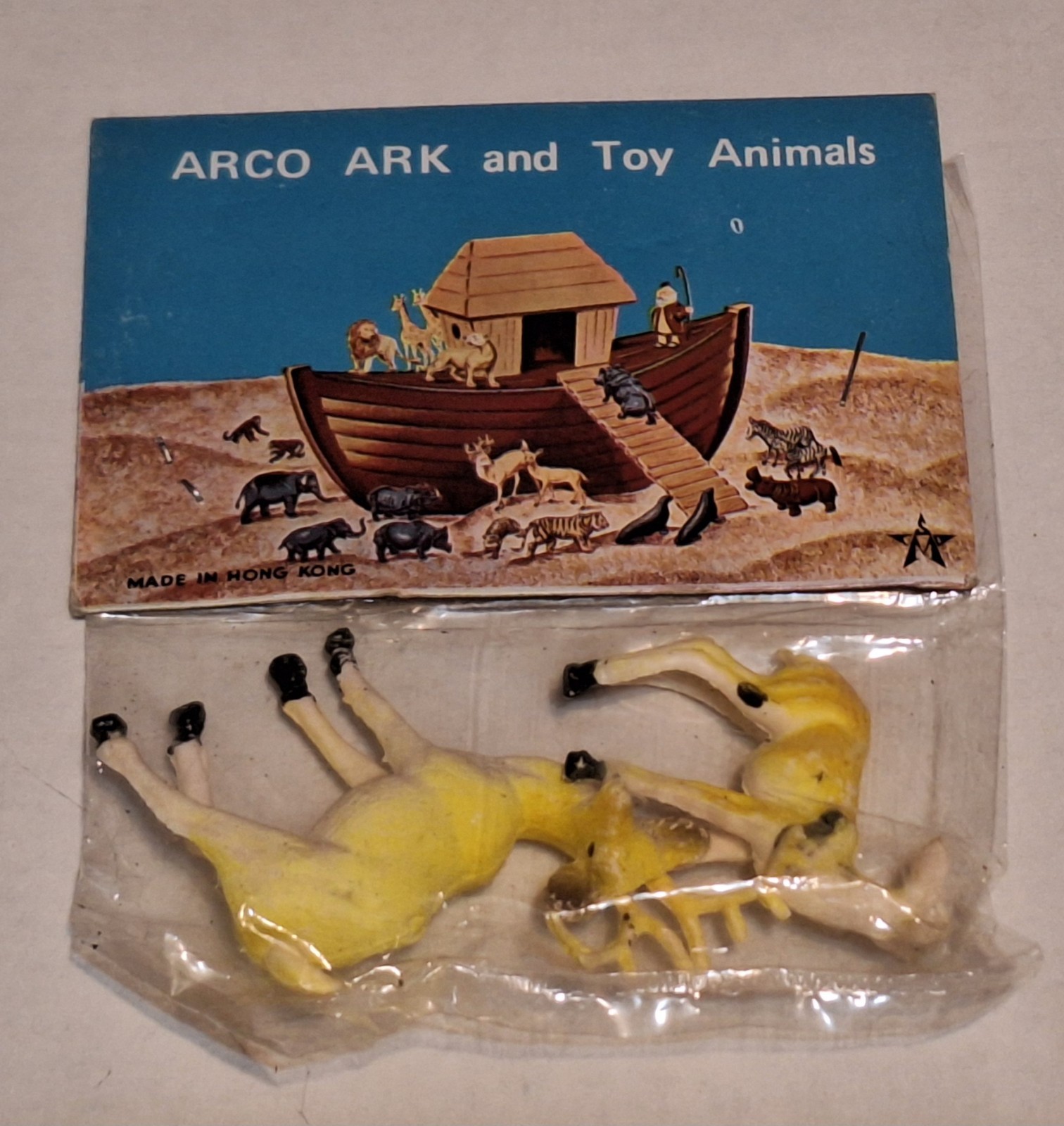 VINTAGE 1970’s Arco Gas Premium Toy NOAHS ARK ANIMALS Deer Pair Buck Doe Sealed