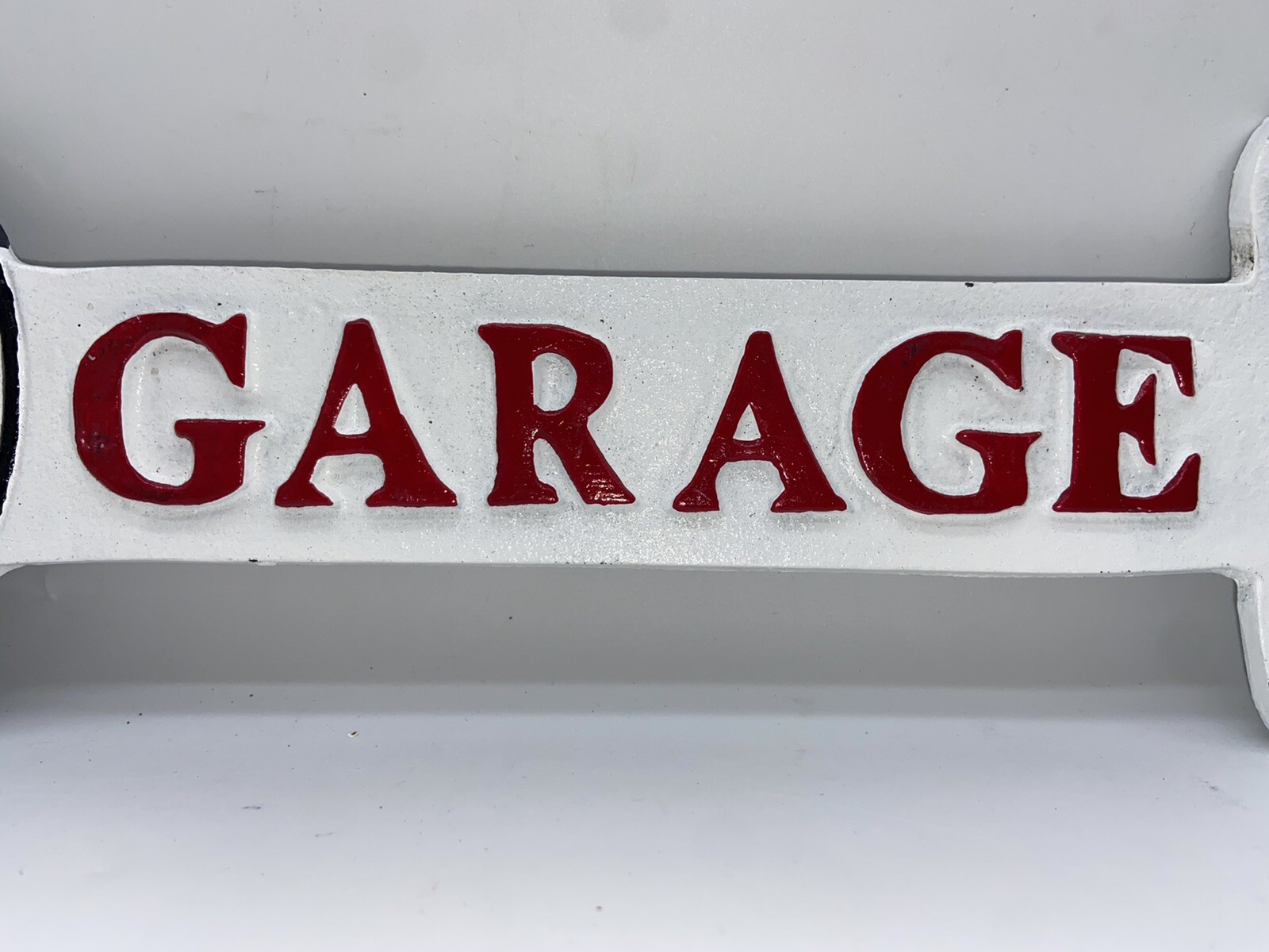 TYDOL FLYING A GASOLINE GARAGE CAST IRON ARROW SIGN (16″x 4.5″) EXCELLENT COND
