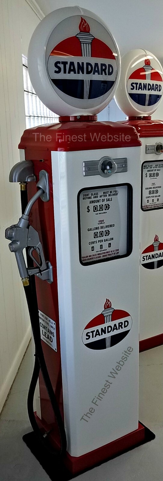 NEW STANDARD REPLICA GAS PUMP – ANTIQUE REPRODUCTION (WHITE & RED) – FREE SHIP*