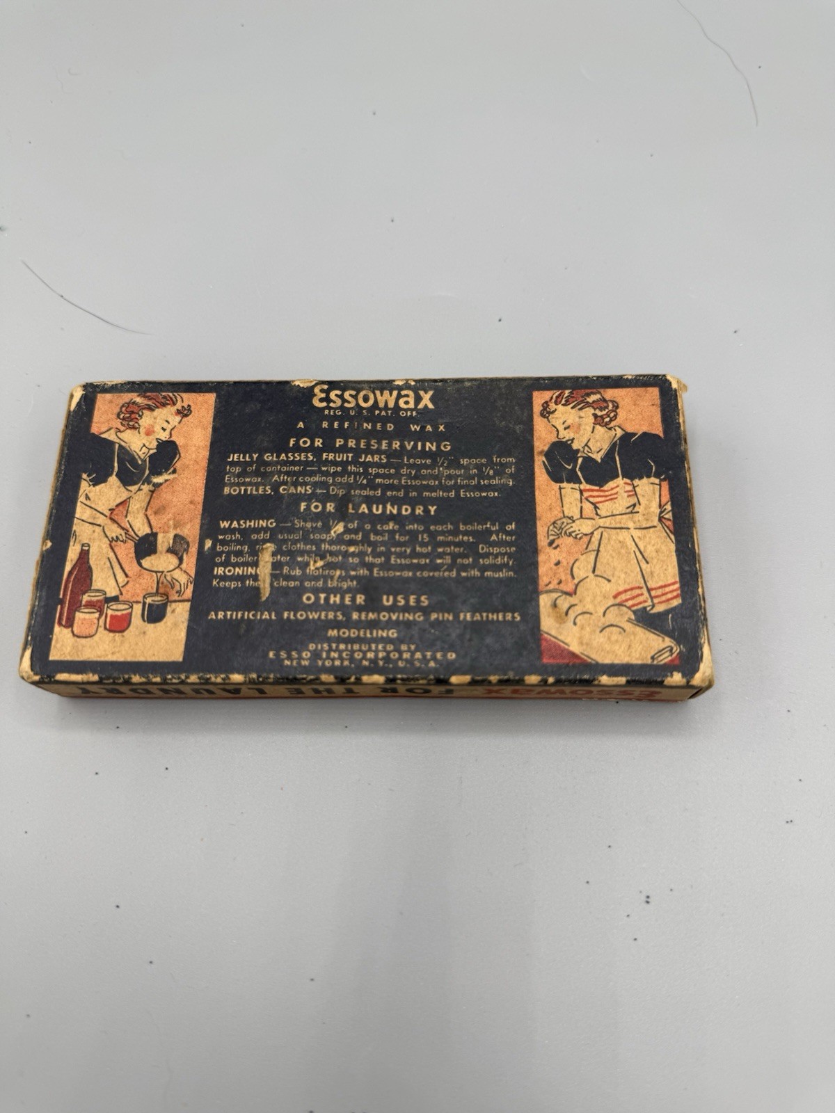 Vintage Esso Essowax Refined Wax Box 1/4 lb Advertising Petroleum Collectible