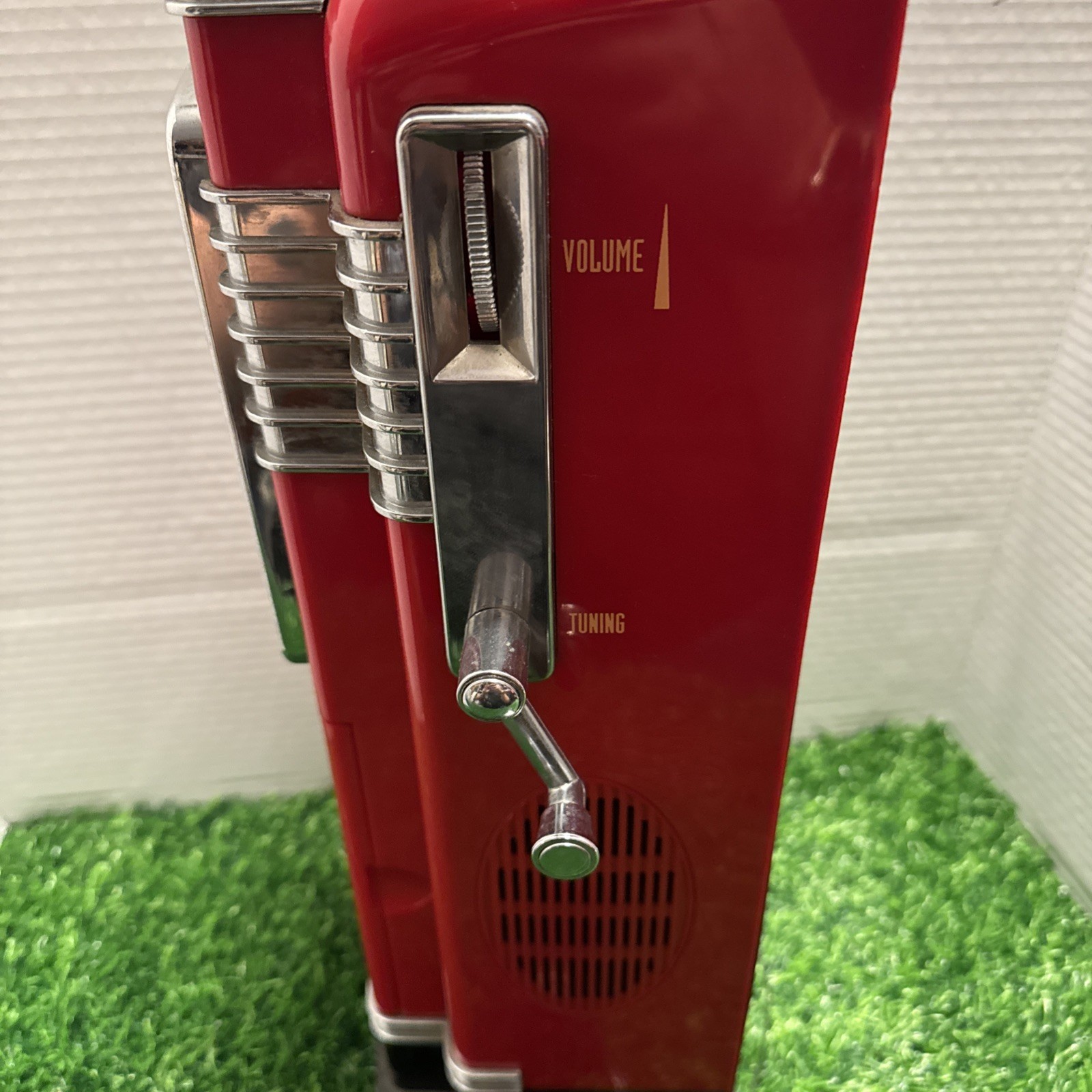 Vintage 1991 Marksman 23″ Replica 40’s GASOLINE Pump AM/FM Radio Cassette Player