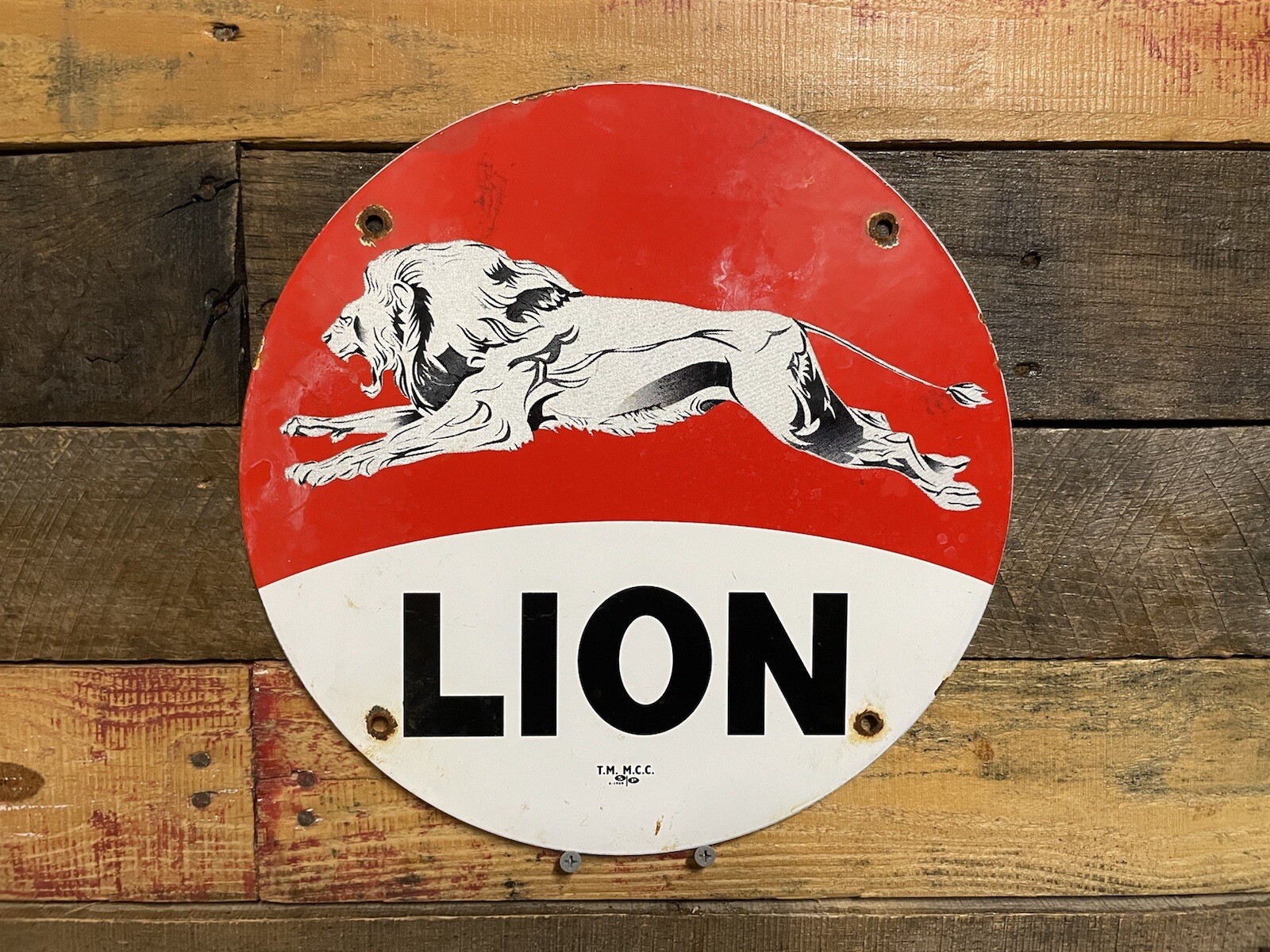 VINTAGE LION PORCELAIN SIGN GAS & OIL REPAIR GARAGE MECHANIC ADVERTISING LUBE
